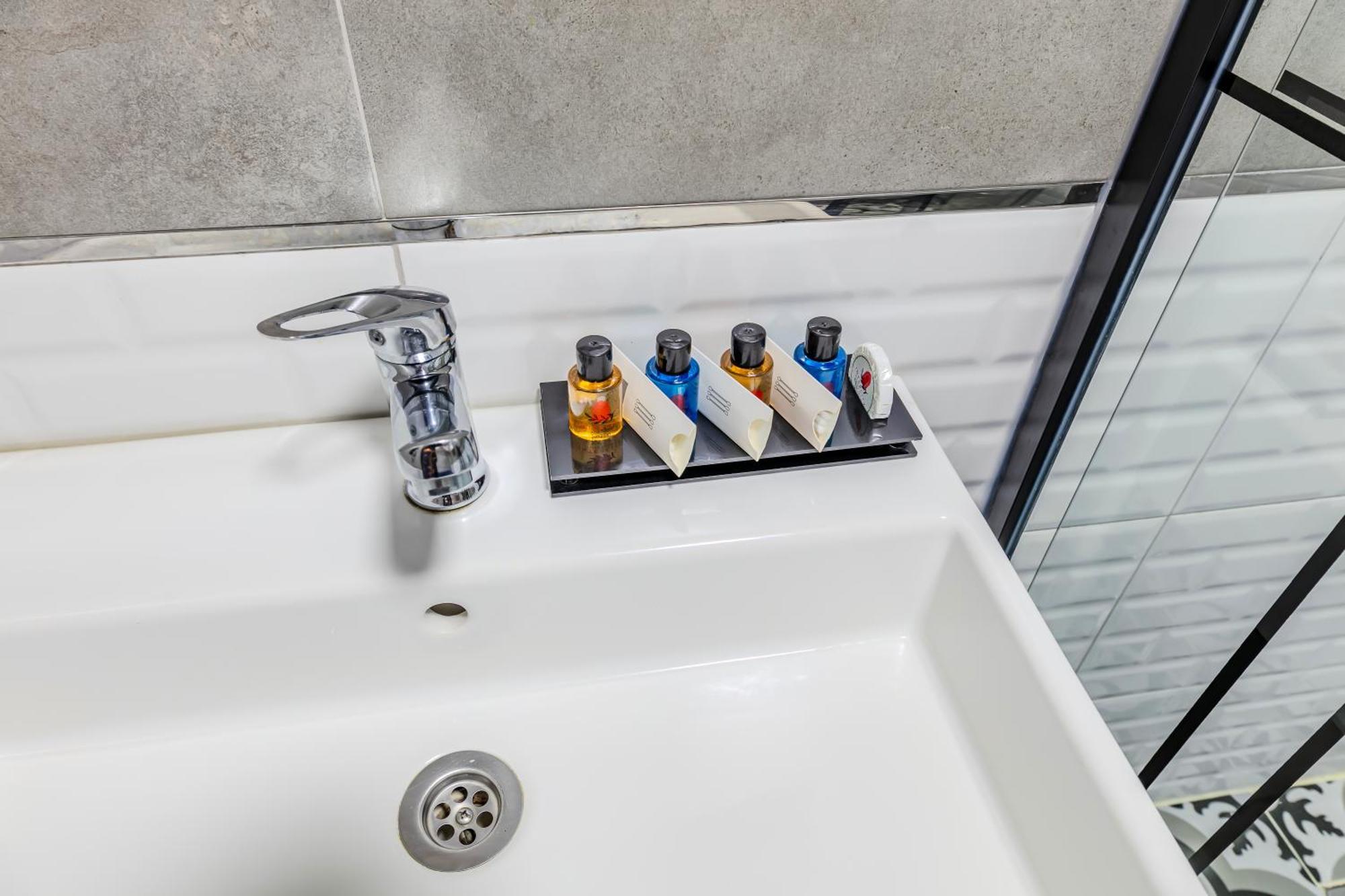 Intercity Hotel Istanbul Airport Arnavutkoy Εξωτερικό φωτογραφία